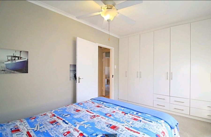 To Let 3 Bedroom Property for Rent in Heldervue Western Cape